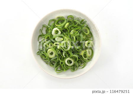 小皿に入れたきざみねぎ 小皿に入れたきざみねぎ 116479251