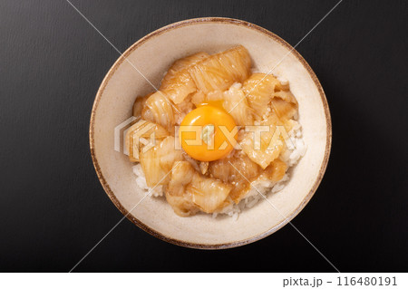 カレイ えんがわ漬け丼 カレイ えんがわ漬け丼 116480191