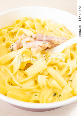 おいしいカルボナーラパスタ おいしいカルボナーラパスタ 116481781