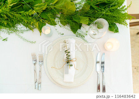 beautifully decorated table with flowers beautifully decorated table with flowers 116483642