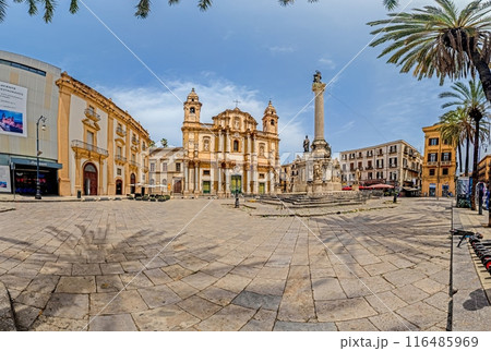 Panoramic picture of the church Chiesa di San Domenico without people in the Sicilian city of Palermo 116485969