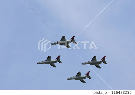 T4 練習機 展示飛行 編隊飛行 T4 練習機 展示飛行 編隊飛行 116488259