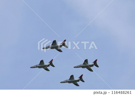 T4 練習機 展示飛行 編隊飛行 T4 練習機 展示飛行 編隊飛行 116488261