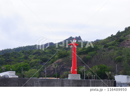 赤い灯台 赤い灯台 116489950