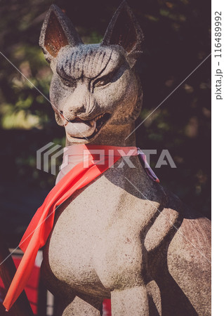 神社のお稲荷さん 116489992