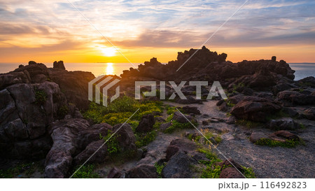 十六羅漢岩・夕景 116492823