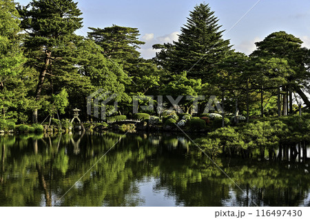 兼六園の春景色 兼六園の春景色 116497430
