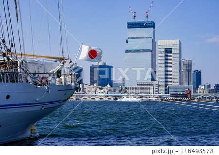 晴海ふ頭に停泊する帆船 海王丸(東京都中央区) 晴海ふ頭に停泊する帆船 海王丸(東京都中央区) 116498578