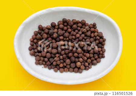 Allspice or Jamaica pepper, myrtle pepper Allspice or Jamaica pepper, myrtle pepper 116501526
