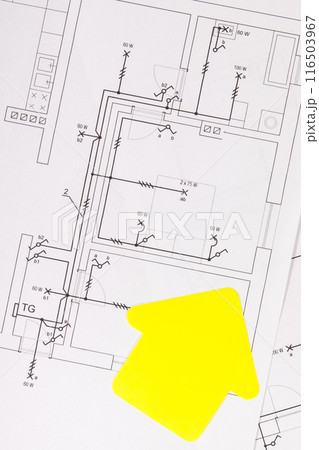 Diagram of electric installation and shape of house. Planning build or buy of home 116503967