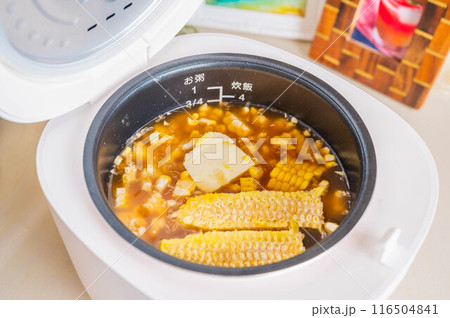 芯も入ったトウモロコシの炊き込みご飯 116504841