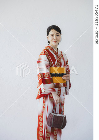 浴衣の女性 116505471