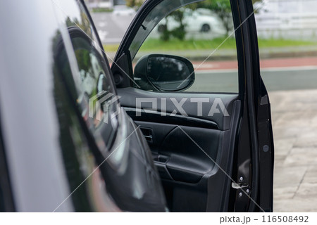 車のサイドミラー、サイドドア 車のサイドミラー、サイドドア 116508492