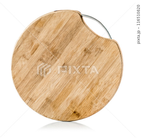 wooden cooking board isolated on a white background. wooden cooking board isolated on a white background. 116510820