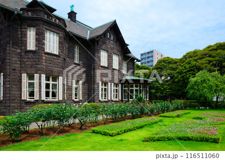 旧古河庭園のカラフルな花壇と洋館 旧古河庭園のカラフルな花壇と洋館 116511060