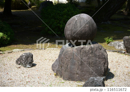 黄檗山萬福寺　庭園の丸石　京都府宇治市 116511672