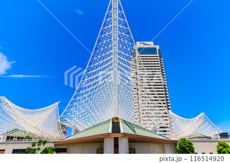 兵庫県　神戸市　メリケンパークにある神戸海洋博物館とホテルオークラ神戸 116514920