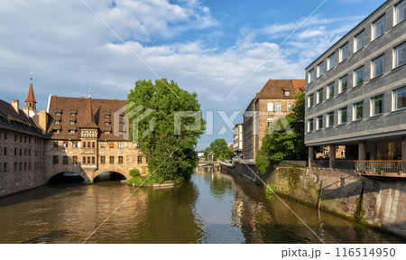 Bridge near Heilig Geist Spital in Nuremberg, Germany 116514950