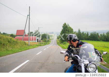 「北海道」ジェットコースターの道を振り返るライダー 116515022