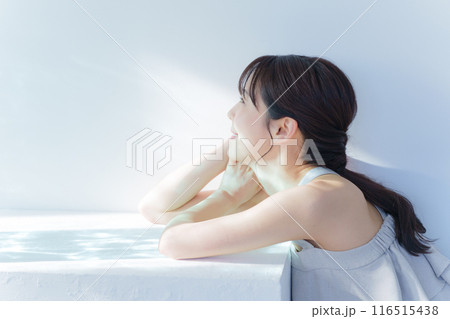 若い女性の美容スキンケア 116515438