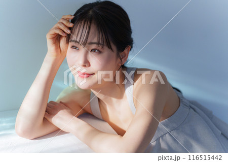 若い女性の美容スキンケア 116515442