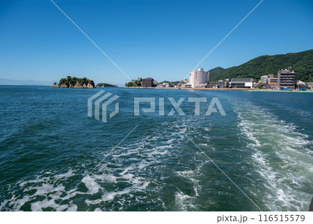 鞆の浦 仙酔島に向かう渡船平成いろは丸の波 鞆の浦 仙酔島に向かう渡船平成いろは丸の波 116515579