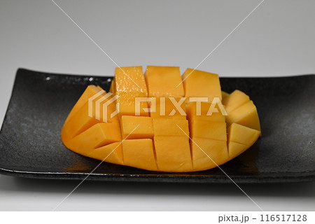 みずみずしい、おいいしい甘いマンゴー 116517128