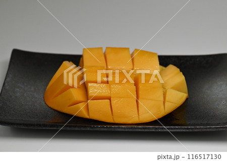 みずみずしい、おいいしい甘いマンゴー 116517130