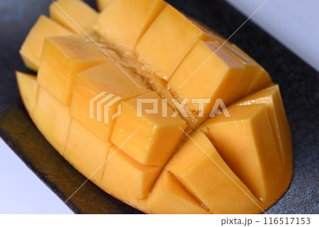 みずみずしい、おいいしい甘いマンゴー 116517153