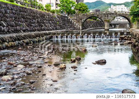 中島川と眼鏡橋【長崎市】 中島川と眼鏡橋【長崎市】 116517573