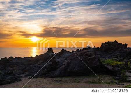 十六羅漢岩・夕景 116518126