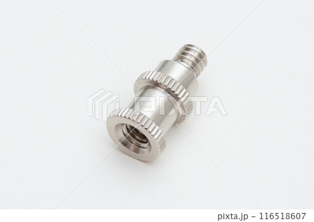 自転車のバルブ変換　仏式から英式へ変換アダプター 116518607