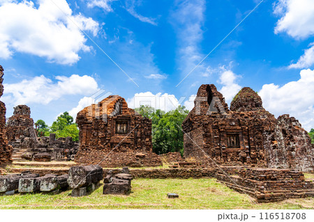 ベトナム ヒンドゥーの神々を祀るチャンパ王国の聖地のミーソン遺跡 ベトナム ヒンドゥーの神々を祀るチャンパ王国の聖地のミーソン遺跡 116518708