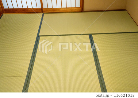 畳替え　新畳の入った和室2 116521018