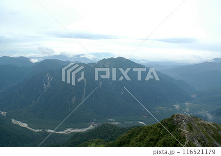 Panoramic view of Kamikochi 西穂高岳から眺める上高地リゾートエリアの全景 Panoramic view of Kamikochi 西穂高岳から眺める上高地リゾートエリアの全景 116521179