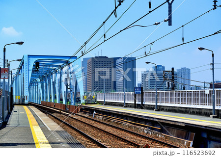 京浜急行電鉄 六郷土手駅 京急多摩川橋梁の風景 京浜急行電鉄 六郷土手駅 京急多摩川橋梁の風景 116523692