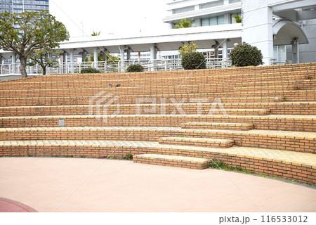 兵庫県　神戸市　神戸港　中突堤旅客ターミナル周辺 116533012