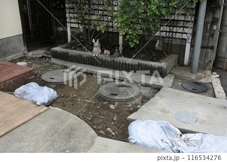 下水道工事現場　浄化槽処分　マイホーム　 116534276