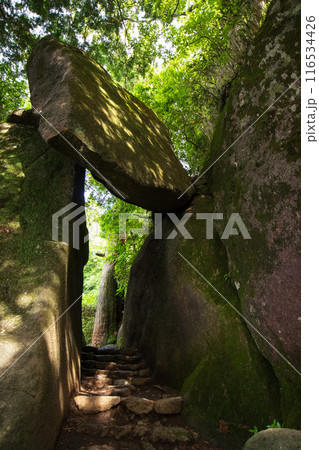 弁慶七戻り　筑波山の奇岩群 116534426