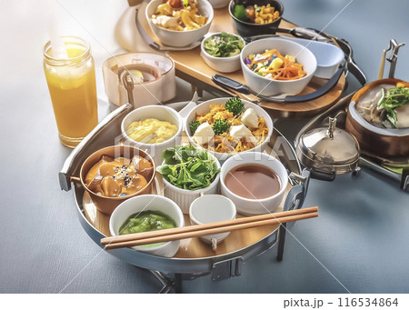 CG素材 老人ホームの昼食のイメージ素材 CG素材 老人ホームの昼食のイメージ素材 116534864