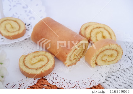 cake with delicious pineapple jam as a background cake with delicious pineapple jam as a background 116539063