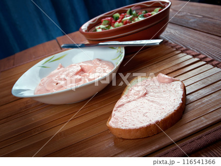 Taramasalata 116541366