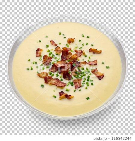 Creamy potato and leek soup a velvety pur?e of potatoes and leeks 116542244