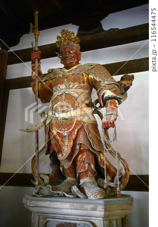 黄檗山萬福寺　天王殿の広目天像　京都府宇治市 116544475