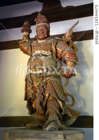 黄檗山萬福寺 天王殿の持国天像 京都府宇治市 黄檗山萬福寺 天王殿の持国天像 京都府宇治市 116544478
