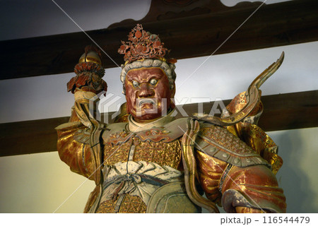黄檗山萬福寺　天王殿の持国天像　京都府宇治市 116544479