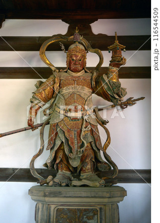 黄檗山萬福寺　天王殿の多聞天像　京都府宇治市 116544509