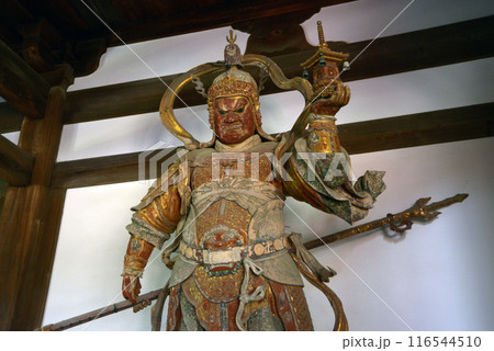 黄檗山萬福寺　天王殿の多聞天像　京都府宇治市 116544510