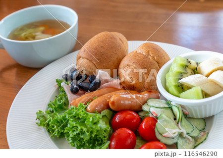 ヘルシーな朝食 ヘルシーな朝食 116546290