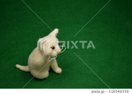 白い招き猫G 116548339